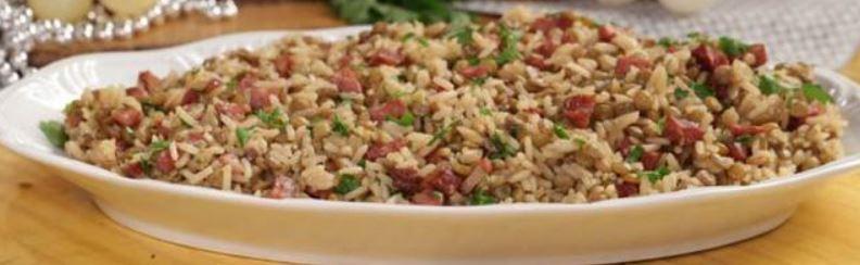 Arroz com lentilha e calabresa